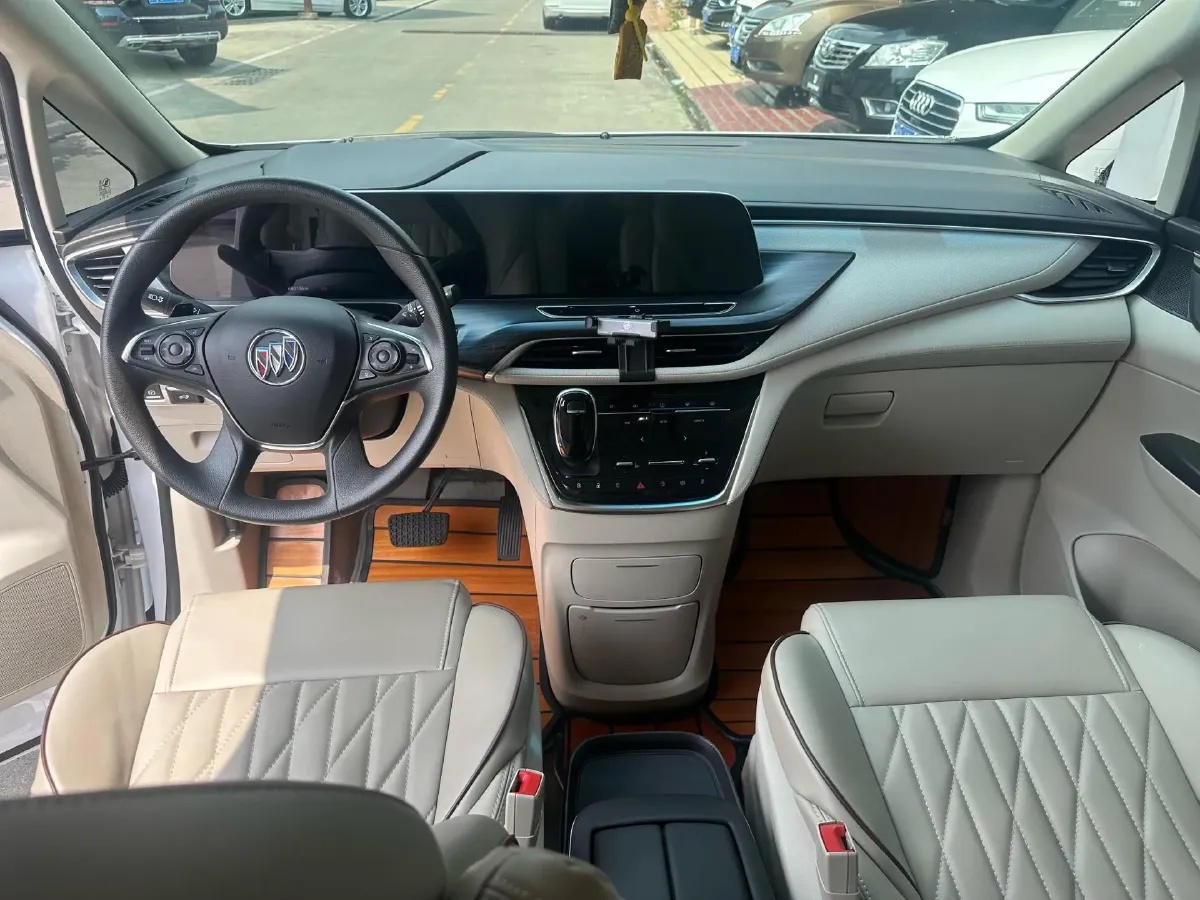 2022 Buick GL8 2.0T 237HP L4 9AT,autocango,china used car exporter,china ev exporter,chinese used car exporter,chinese used ev exporter