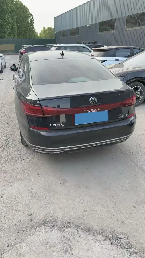 2024 Volkswagen Passat 2.0T 220HP L4 7DCT,autocango,china used car exporter,china ev exporter,chinese used car exporter,chinese used ev exporter