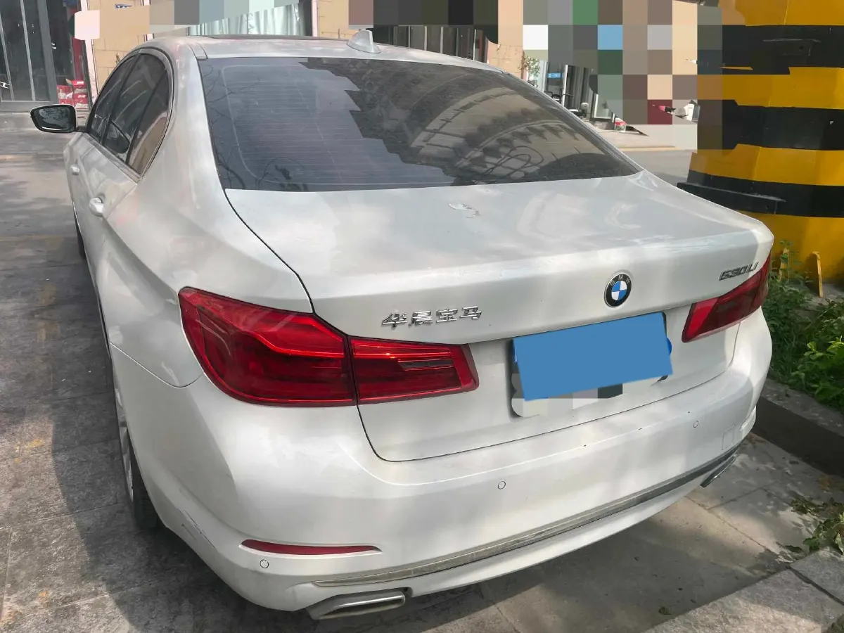 2020 BMW 5 Series 2.0T 252HP L4 8AT,autocango,china used car exporter,china ev exporter,chinese used car exporter,chinese used ev exporter