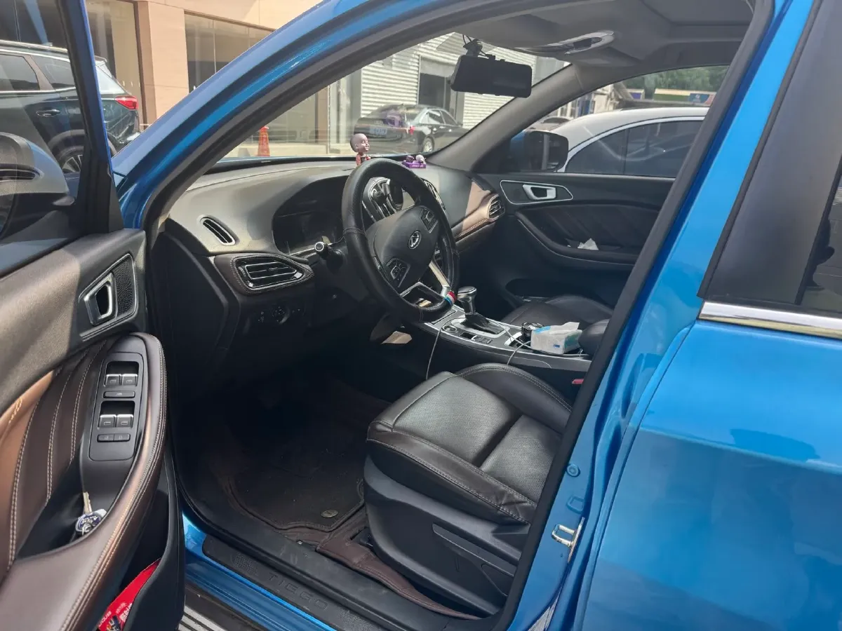 2018 Chery Tiggo 7 1.5T 147HP L4 6DCT,autocango,china used car exporter,china ev exporter,chinese used car exporter,chinese used ev exporter