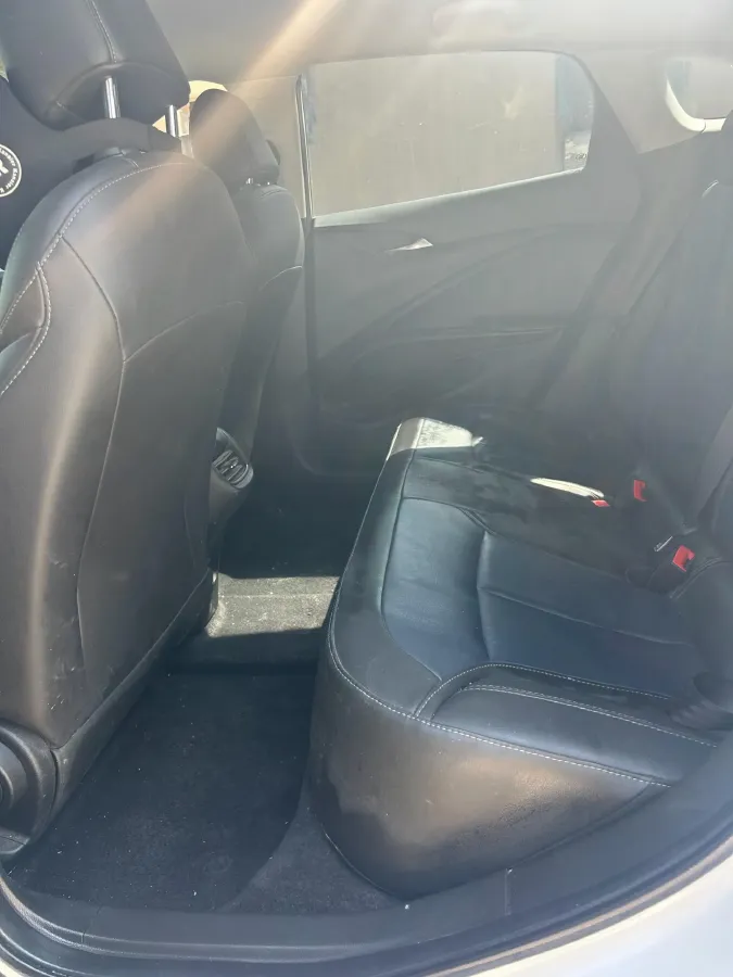 2023 Buick Velite 6 BEV 50.3KWH,autocango,china used car exporter,china ev exporter,chinese used car exporter,chinese used ev exporter