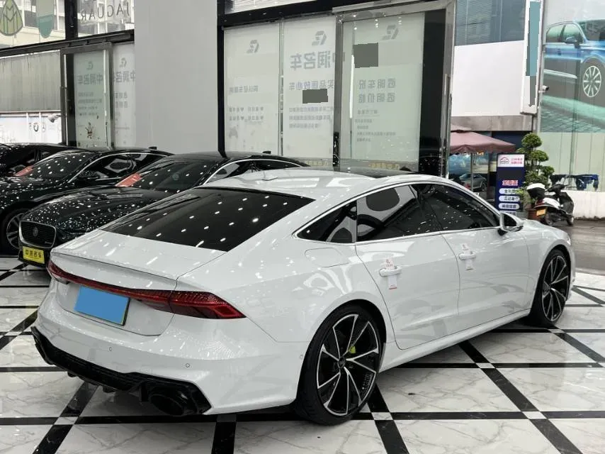 2021 Audi A7 2.0T 245HP L4 7DCT,autocango,china used car exporter,china ev exporter,chinese used car exporter,chinese used ev exporter