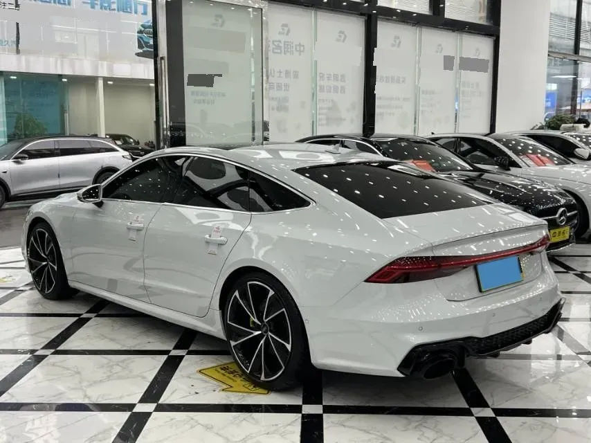 2021 Audi A7 2.0T 245HP L4 7DCT,autocango,china used car exporter,china ev exporter,chinese used car exporter,chinese used ev exporter