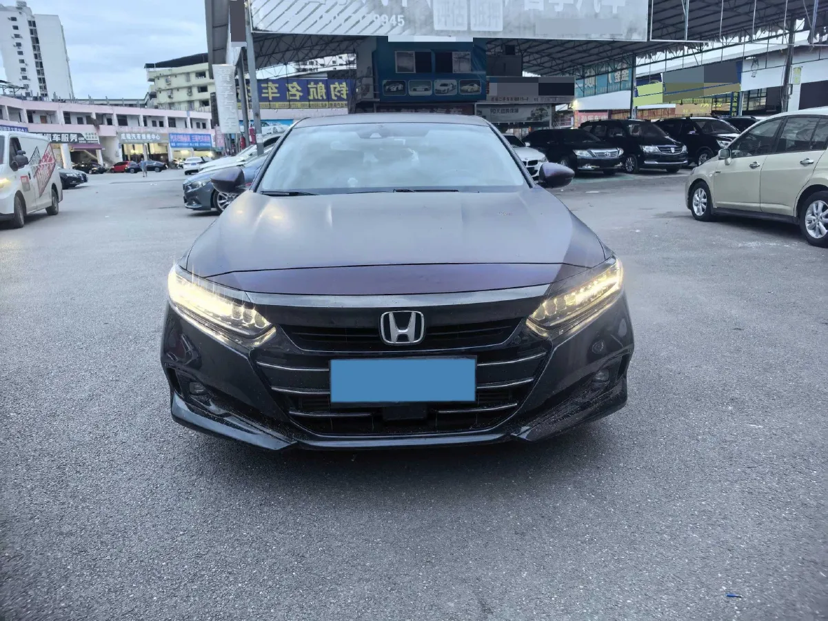 2022 Honda Accord 1.5T 194HP L4 CVT,autocango,china used car exporter,china ev exporter,chinese used car exporter,chinese used ev exporter