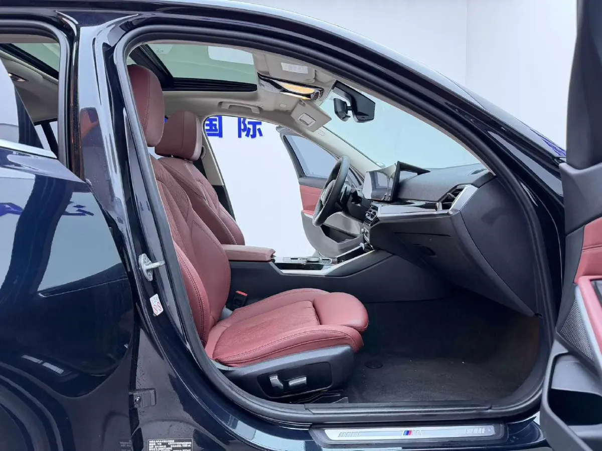 2023 BMW 3 Series 2.0T 156HP L4 8AT,autocango,china used car exporter,china ev exporter,chinese used car exporter,chinese used ev exporter