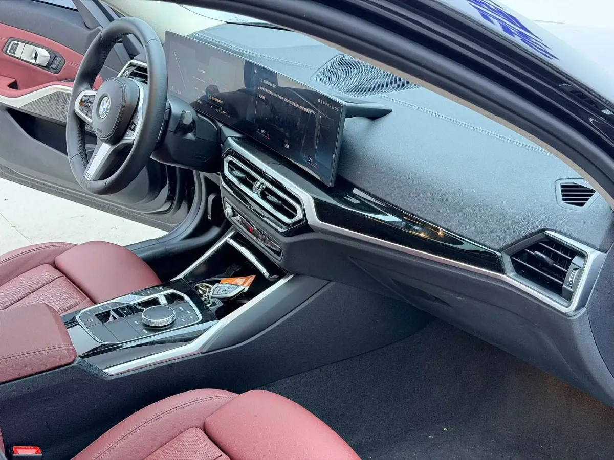 2023 BMW 3 Series 2.0T 156HP L4 8AT,autocango,china used car exporter,china ev exporter,chinese used car exporter,chinese used ev exporter