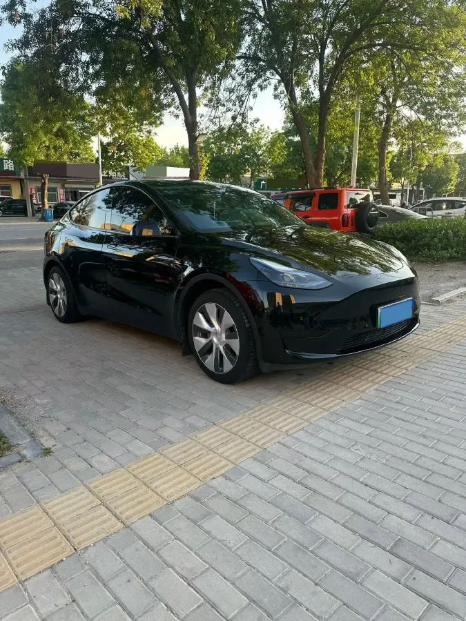 2022 Tesla Model Y BEV 60KWH,autocango,china used car exporter,china ev exporter,chinese used car exporter,chinese used ev exporter