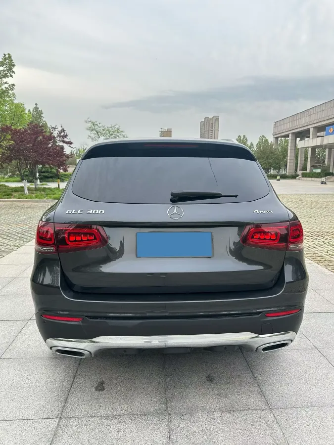 2020 Mercedes-Benz GLC Class 2.0T 258HP L4 9AT,autocango,china used car exporter,china ev exporter,chinese used car exporter,chinese used ev exporter