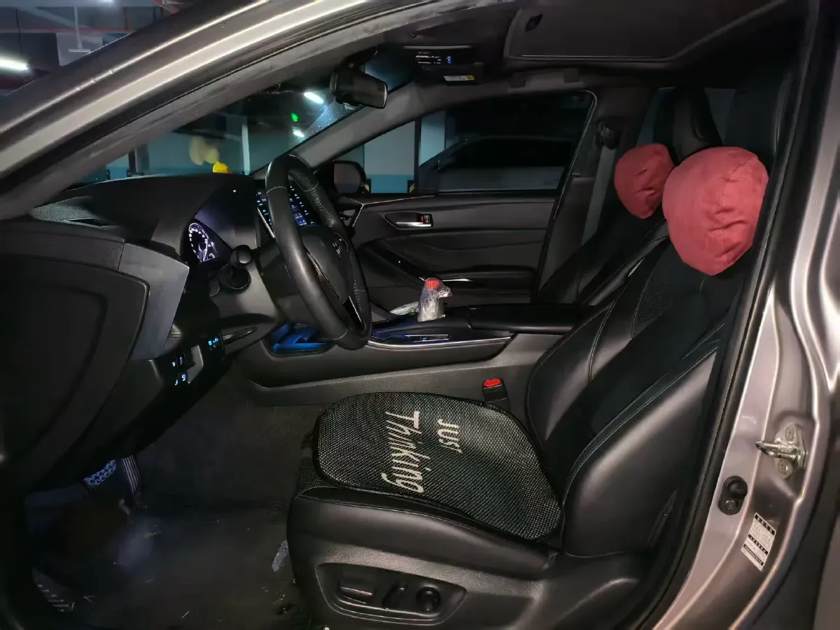 2019 Toyota Avalon 2.0L 178HP L4 CVT,autocango,china used car exporter,china ev exporter,chinese used car exporter,chinese used ev exporter