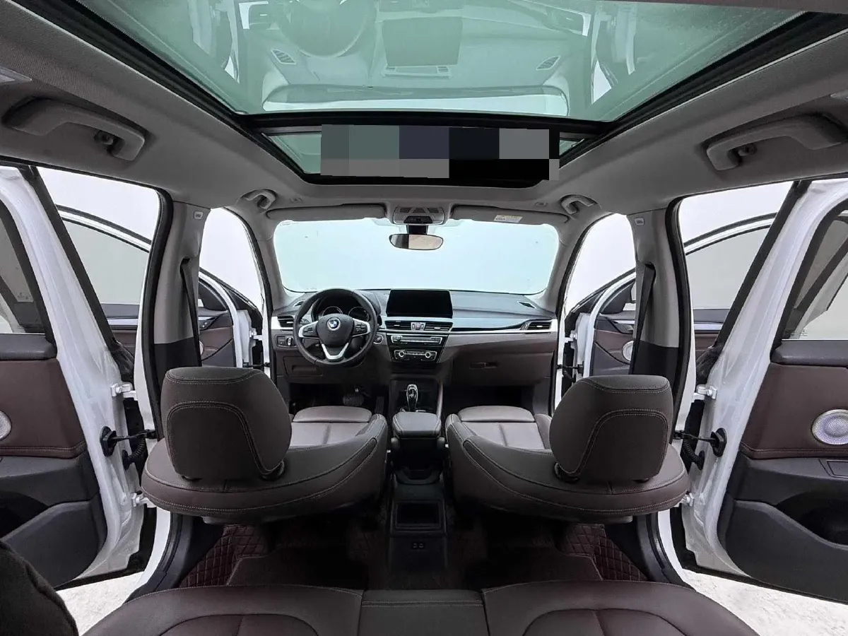 2021 BMW X1 1.5T 140HP L3 7DCT,autocango,china used car exporter,china ev exporter,chinese used car exporter,chinese used ev exporter