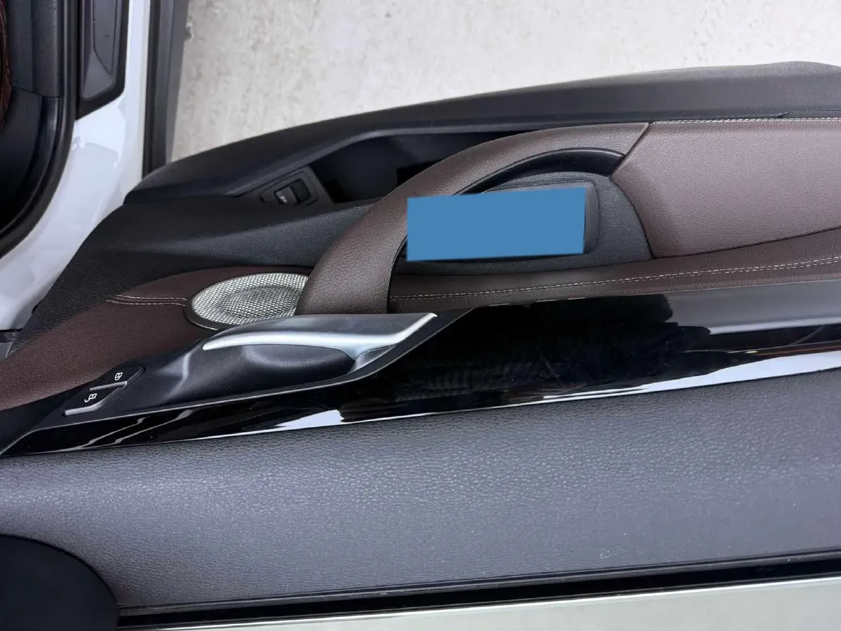 2021 BMW X1 1.5T 140HP L3 7DCT,autocango,china used car exporter,china ev exporter,chinese used car exporter,chinese used ev exporter