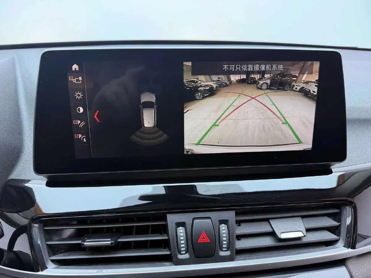 2021 BMW X1 1.5T 140HP L3 7DCT,autocango,china used car exporter,china ev exporter,chinese used car exporter,chinese used ev exporter