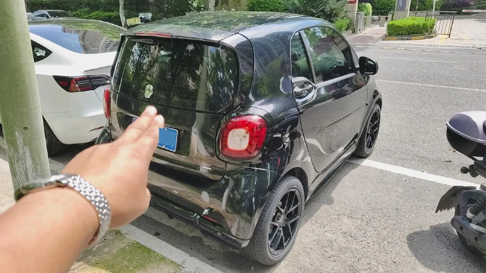 2019 Smart smart fortwo 0.9T 90HP L3 6DCT,autocango,china used car exporter,china ev exporter,chinese used car exporter,chinese used ev exporter