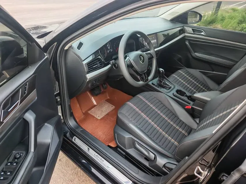 2021 Volkswagen Lavida 1.4T 150HP L4 7DCT,autocango,china used car exporter,china ev exporter,chinese used car exporter,chinese used ev exporter