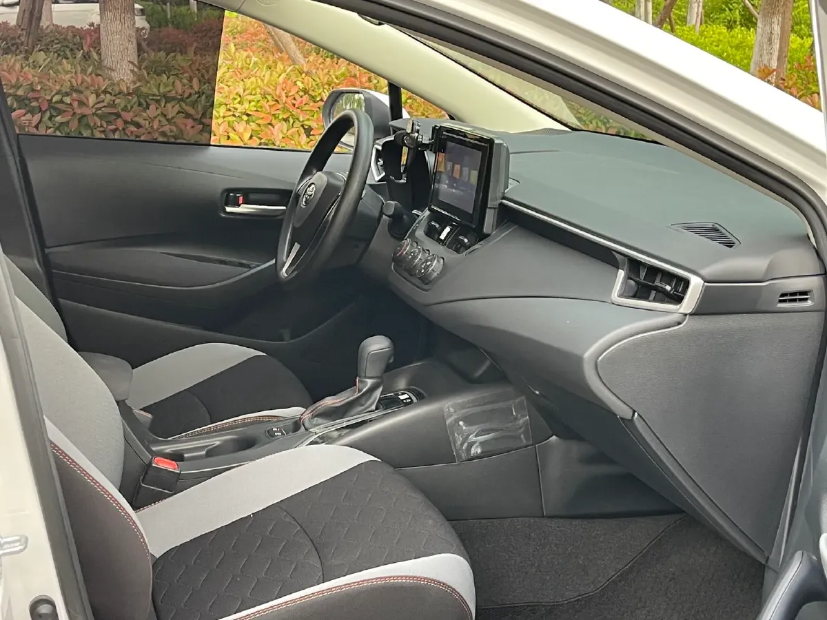 2023 Toyota Corolla 1.2T 116HP L4 CVT,autocango,china used car exporter,china ev exporter,chinese used car exporter,chinese used ev exporter