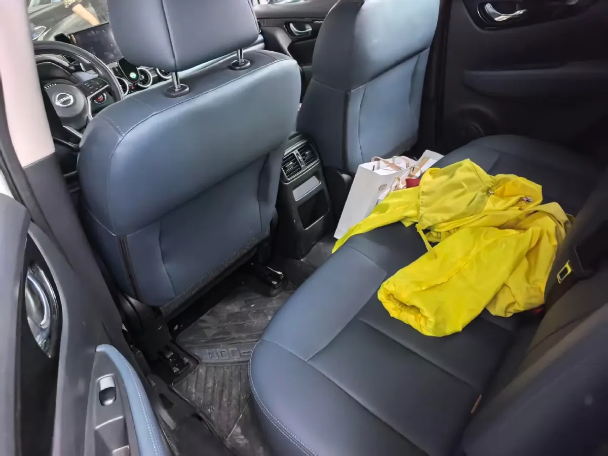 2025 Nissan Qashqai 2.0L 151HP L4 CVT,autocango,china used car exporter,china ev exporter,chinese used car exporter,chinese used ev exporter