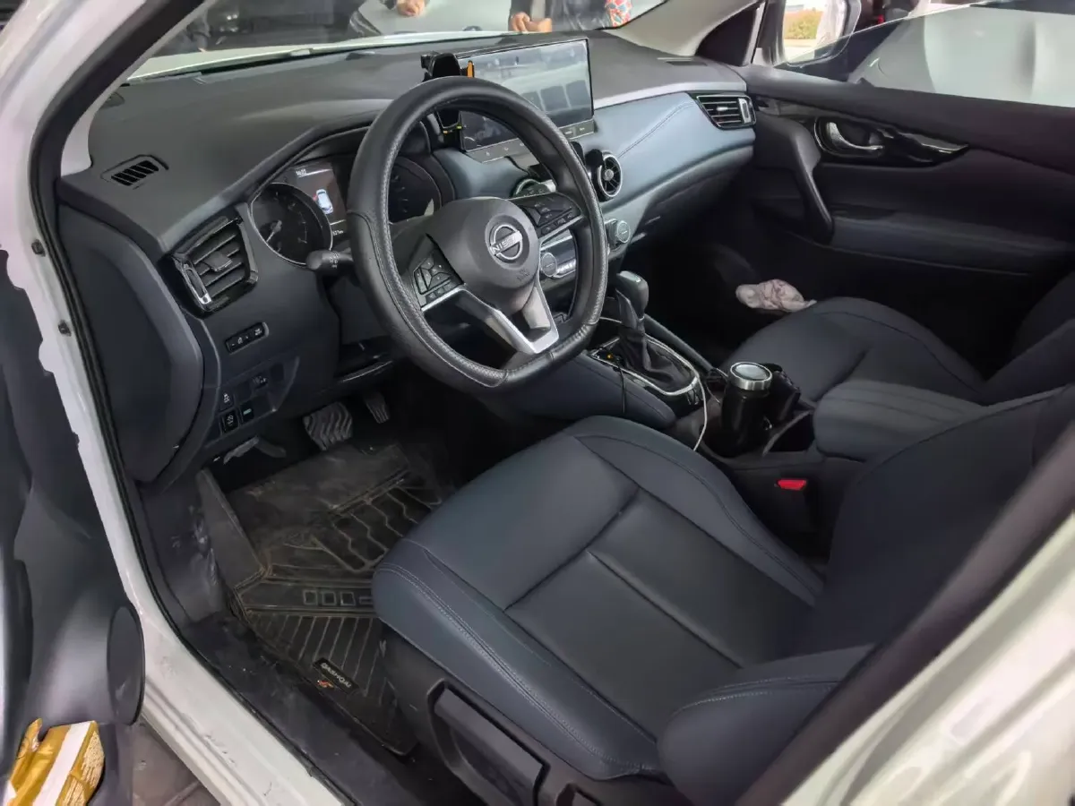 2025 Nissan Qashqai 2.0L 151HP L4 CVT,autocango,china used car exporter,china ev exporter,chinese used car exporter,chinese used ev exporter