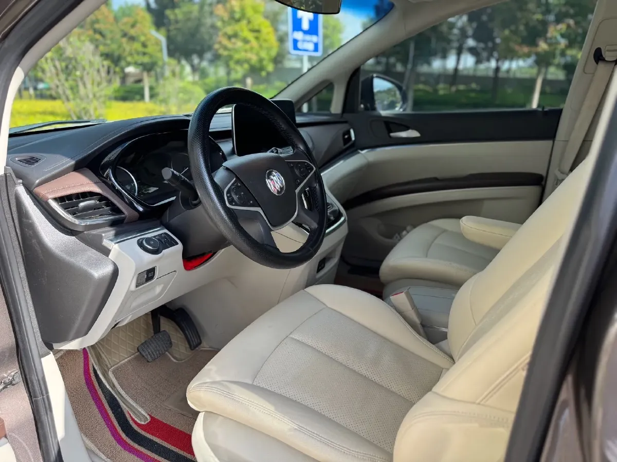 2023 Buick GL8 2.0T 237HP L4 9AT,autocango,china used car exporter,china ev exporter,chinese used car exporter,chinese used ev exporter