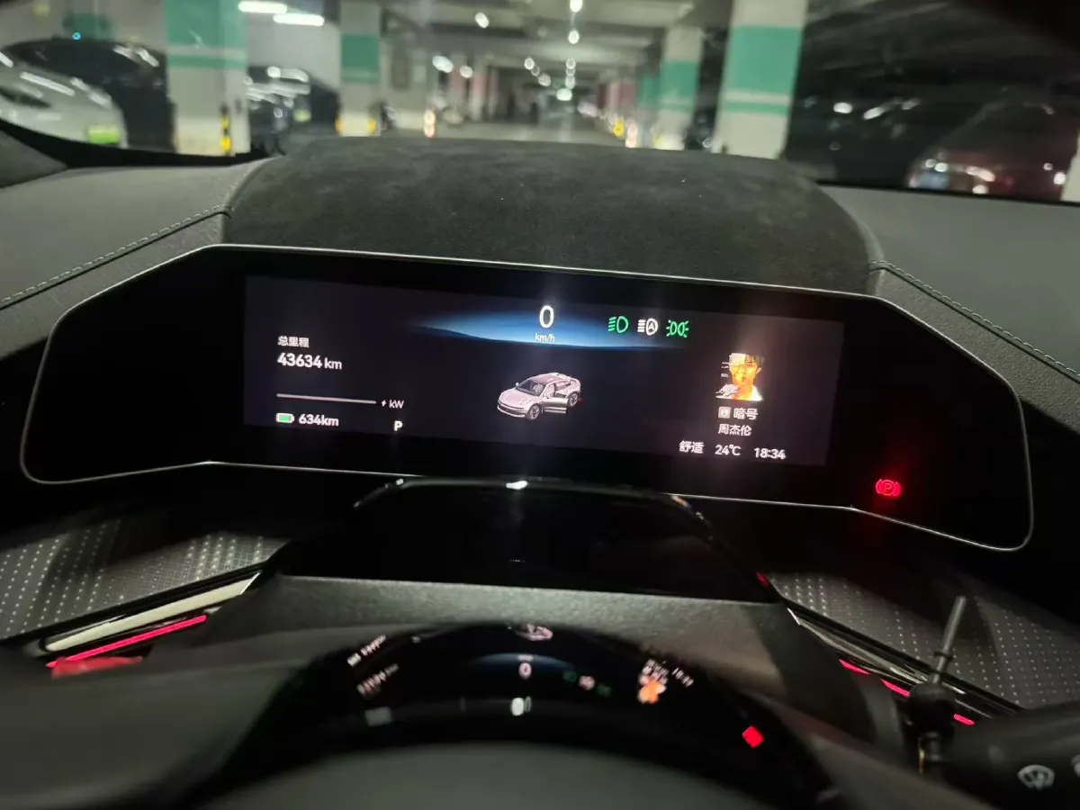 2023 Zeekr 001 BEV 100KWH,autocango,china used car exporter,china ev exporter,chinese used car exporter,chinese used ev exporter