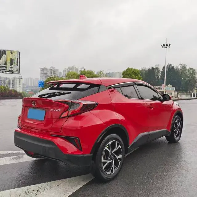2018 Toyota C-HR 2.0L 171HP L4 CVT,autocango,china used car exporter,china ev exporter,chinese used car exporter,chinese used ev exporter