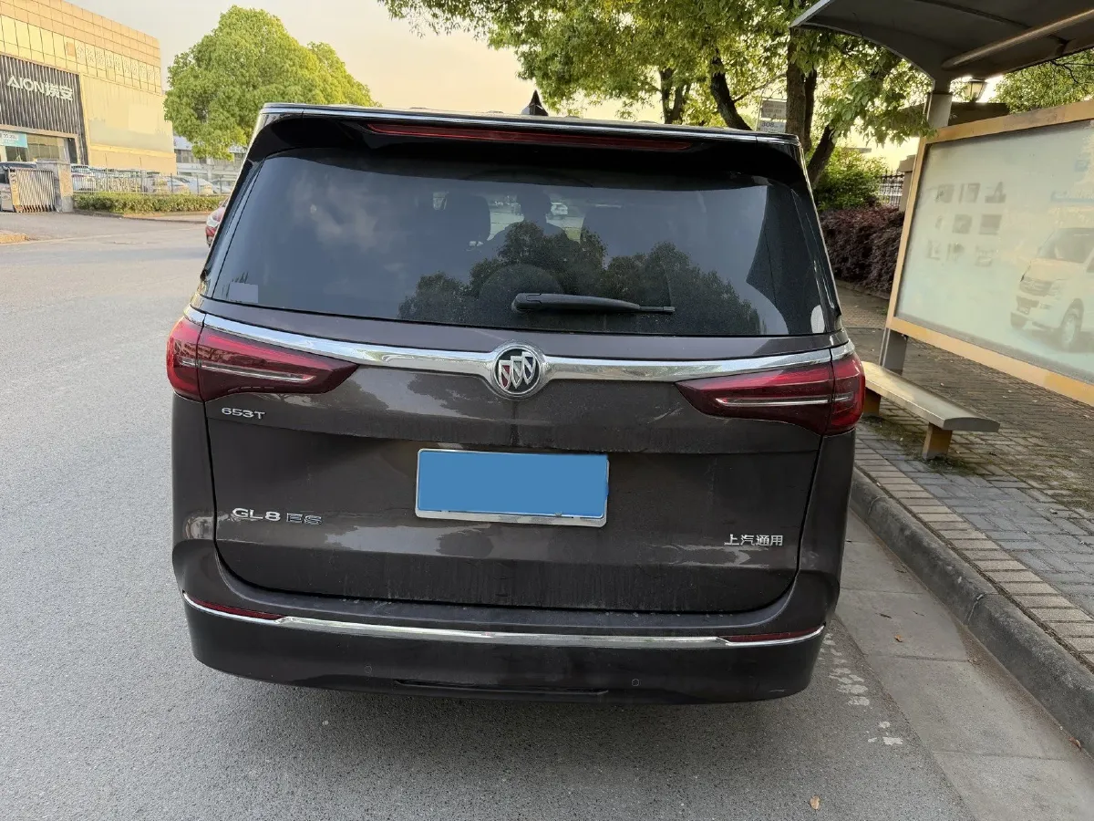 2021 Buick GL8 2.0T 237HP L4 9AT,autocango,china used car exporter,china ev exporter,chinese used car exporter,chinese used ev exporter