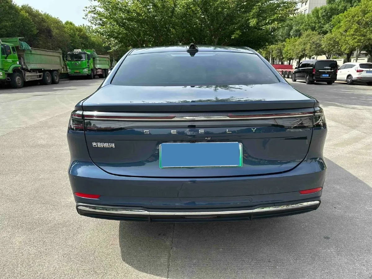 2025 Geely Galaxy A7 1.5L 112HP L4 1DHT PHEV,autocango,china used car exporter,china ev exporter,chinese used car exporter,chinese used ev exporter