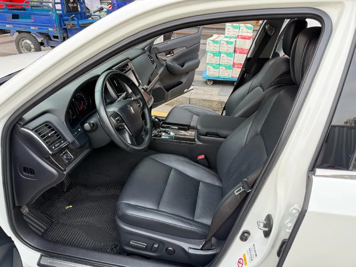 2018 Infiniti Q50L 2.0T 211HP L4 7AT,autocango,china used car exporter,china ev exporter,chinese used car exporter,chinese used ev exporter