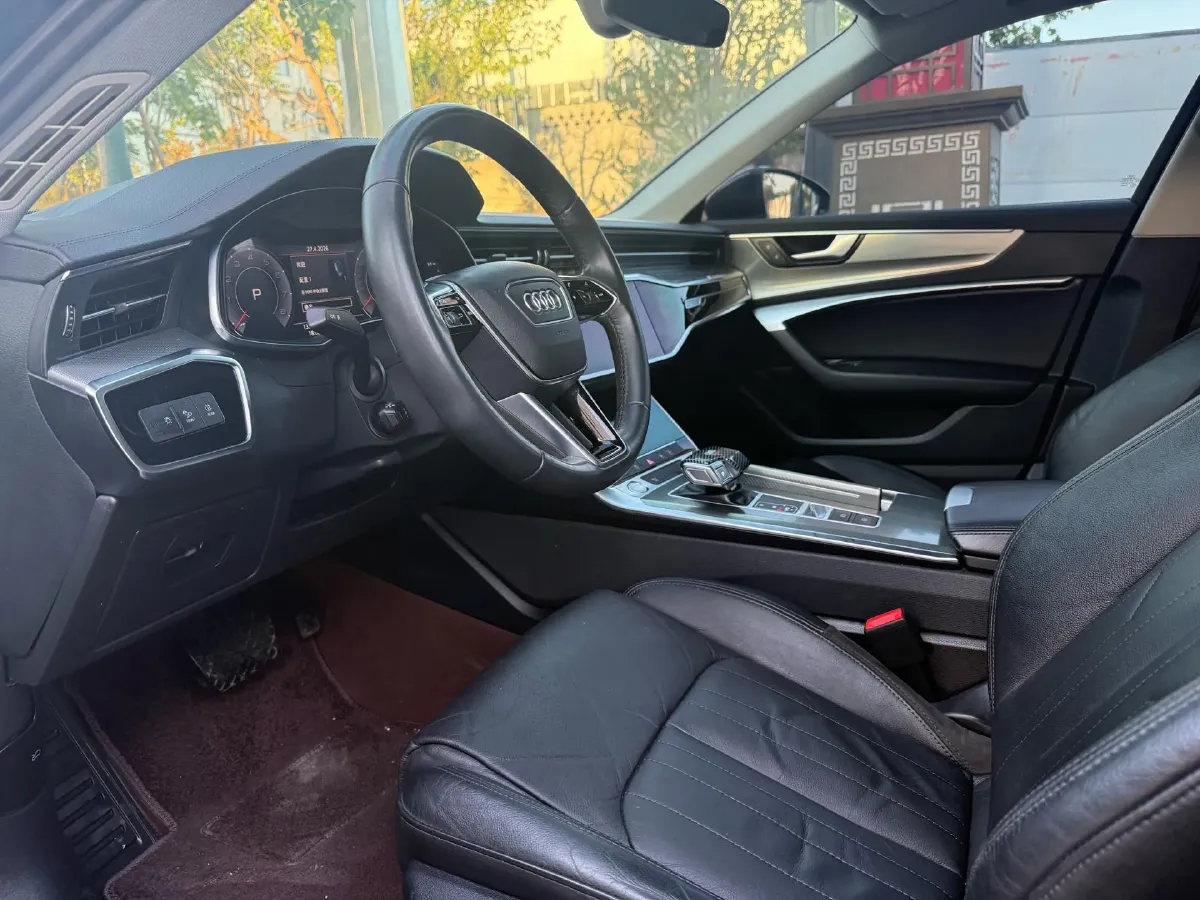 2019 Mercedes-Benz E Class 1.5T 184HP L4 9AT,autocango,china used car exporter,china ev exporter,chinese used car exporter,chinese used ev exporter