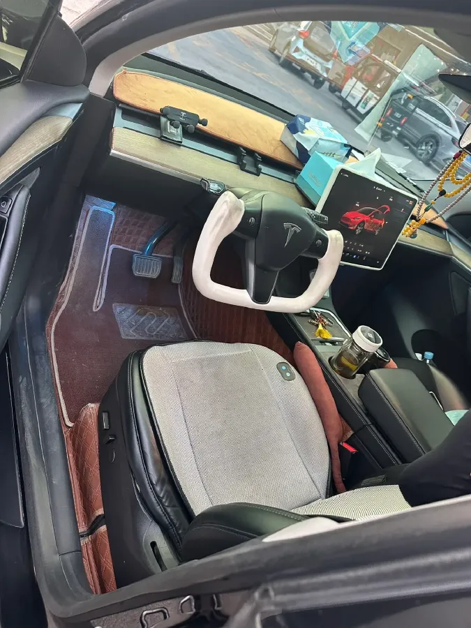 2022 Tesla Model Y BEV 60KWH,autocango,china used car exporter,china ev exporter,chinese used car exporter,chinese used ev exporter