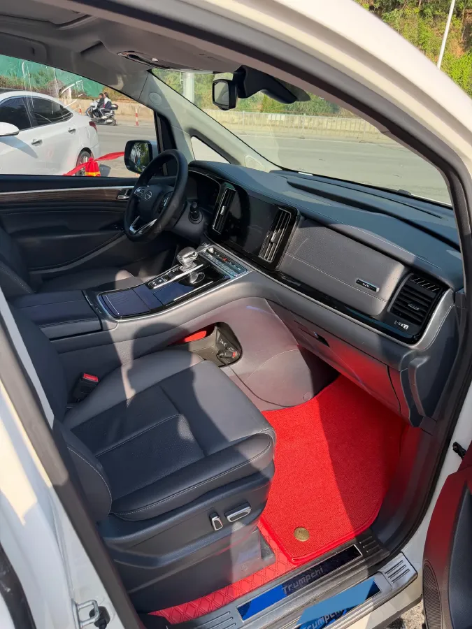 2021 GAC Trumpchi M8 2.0T 252HP L4 8AT,autocango,china used car exporter,china ev exporter,chinese used car exporter,chinese used ev exporter