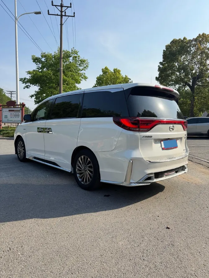 2021 GAC Trumpchi M8 2.0T 252HP L4 8AT,autocango,china used car exporter,china ev exporter,chinese used car exporter,chinese used ev exporter