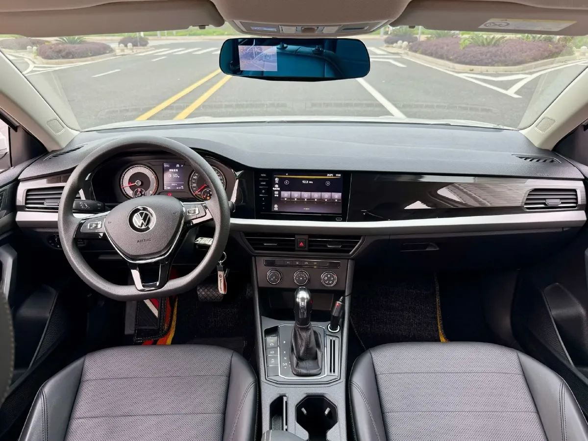 2021 Volkswagen Lavida 1.5L 113HP L4 6AT,autocango,china used car exporter,china ev exporter,chinese used car exporter,chinese used ev exporter