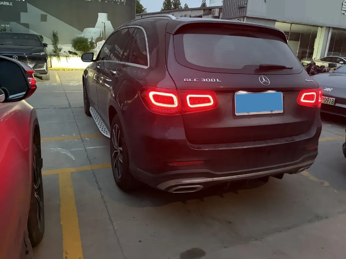 2020 Mercedes-Benz GLC Class 2.0T 258HP L4 9AT,autocango,china used car exporter,china ev exporter,chinese used car exporter,chinese used ev exporter