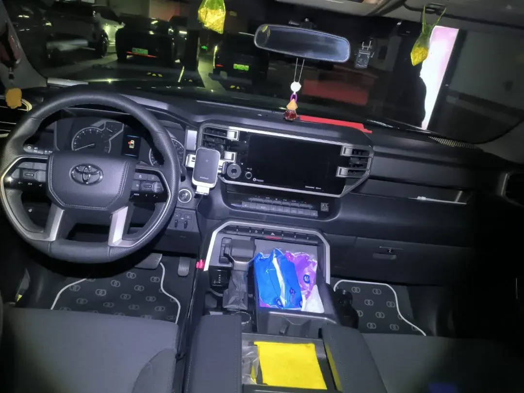 2022 Tank 300 2.0T 227HP L4 8AT,autocango,china used car exporter,china ev exporter,chinese used car exporter,chinese used ev exporter