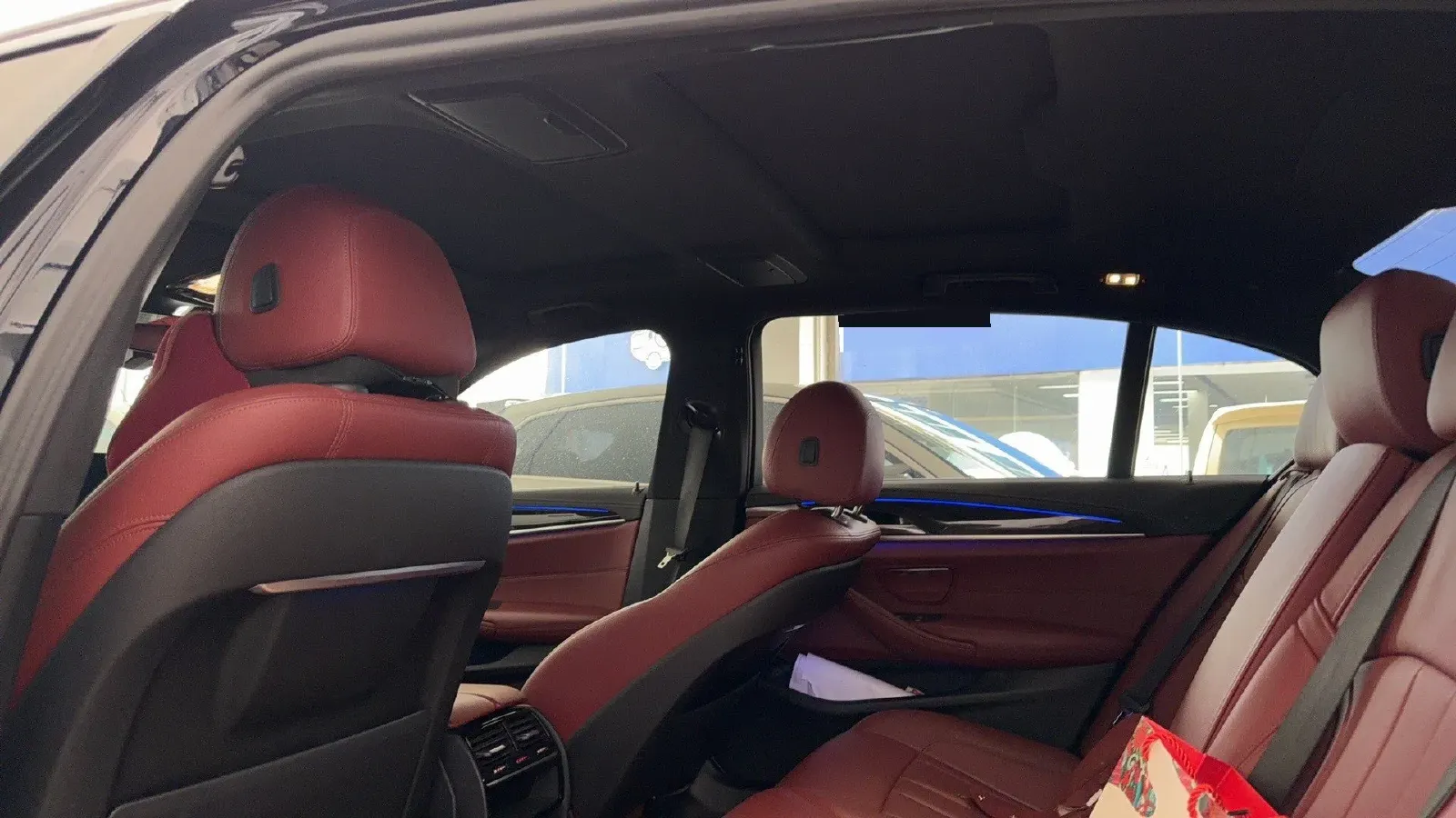 2020 BMW 5 Series 2.0T 252HP L4 8AT,autocango,china used car exporter,china ev exporter,chinese used car exporter,chinese used ev exporter