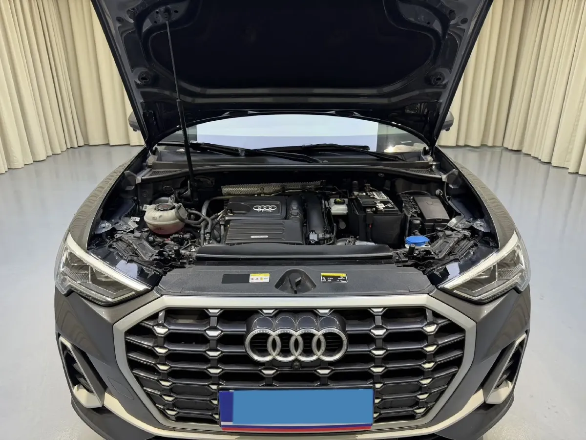 2022 Audi Q3 1.4T 150HP L4 7DCT,autocango,china used car exporter,china ev exporter,chinese used car exporter,chinese used ev exporter