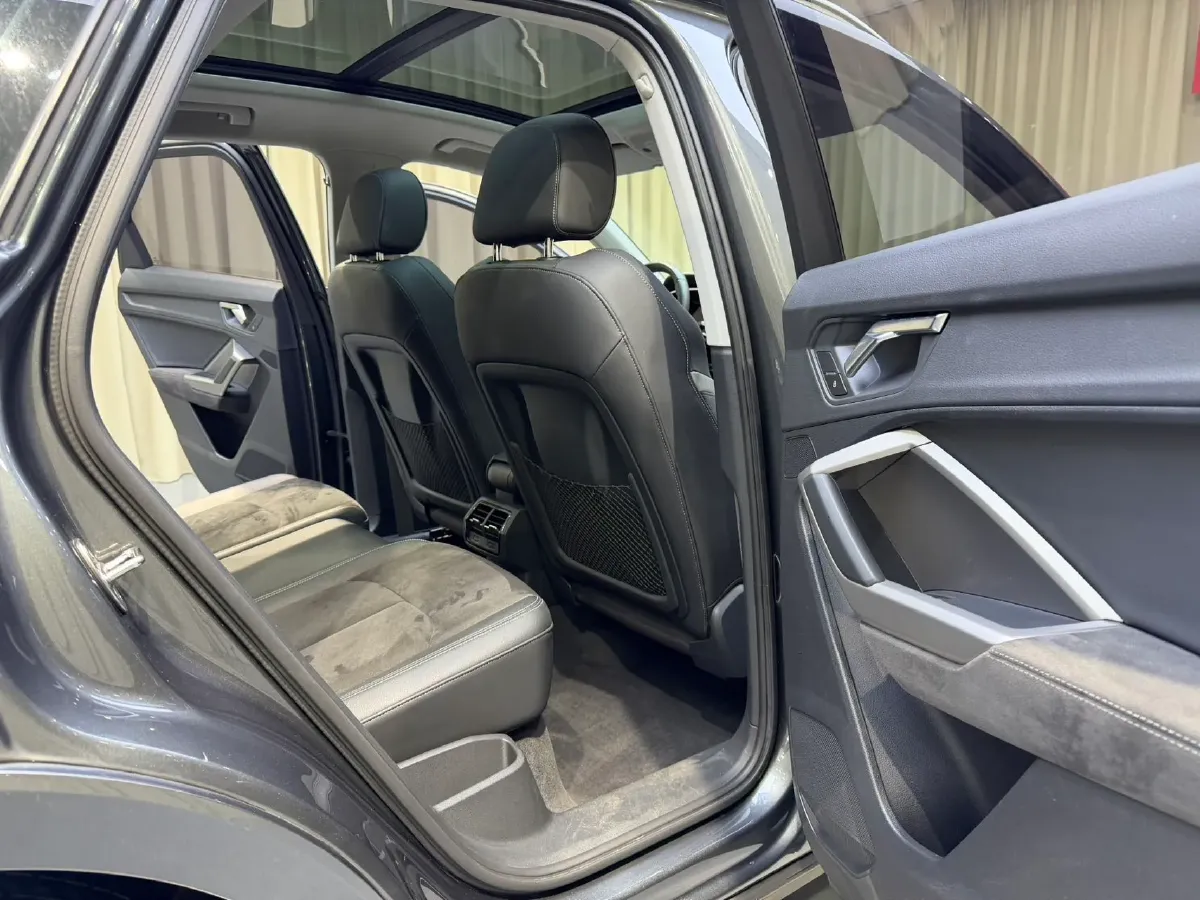 2022 Audi Q3 1.4T 150HP L4 7DCT,autocango,china used car exporter,china ev exporter,chinese used car exporter,chinese used ev exporter