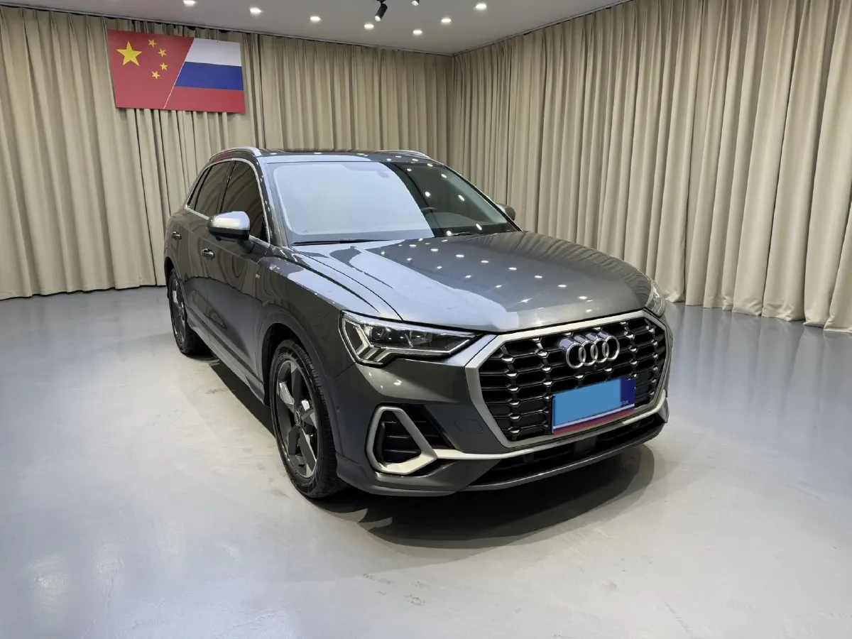 2022 Audi Q3 1.4T 150HP L4 7DCT,autocango,china used car exporter,china ev exporter,chinese used car exporter,chinese used ev exporter