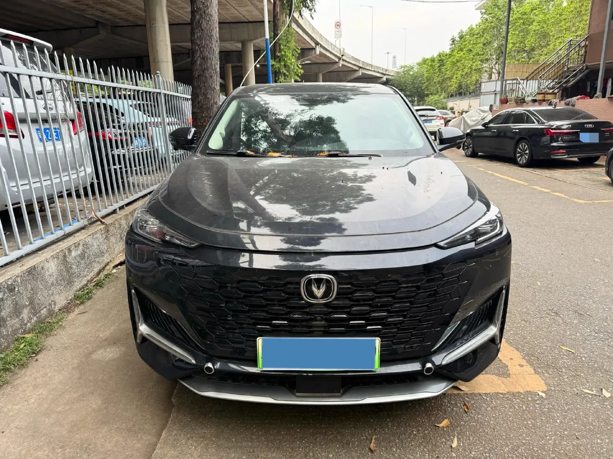 2022 Chevrolet Menlo BEV 61.1KWH,autocango,china used car exporter,china ev exporter,chinese used car exporter,chinese used ev exporter