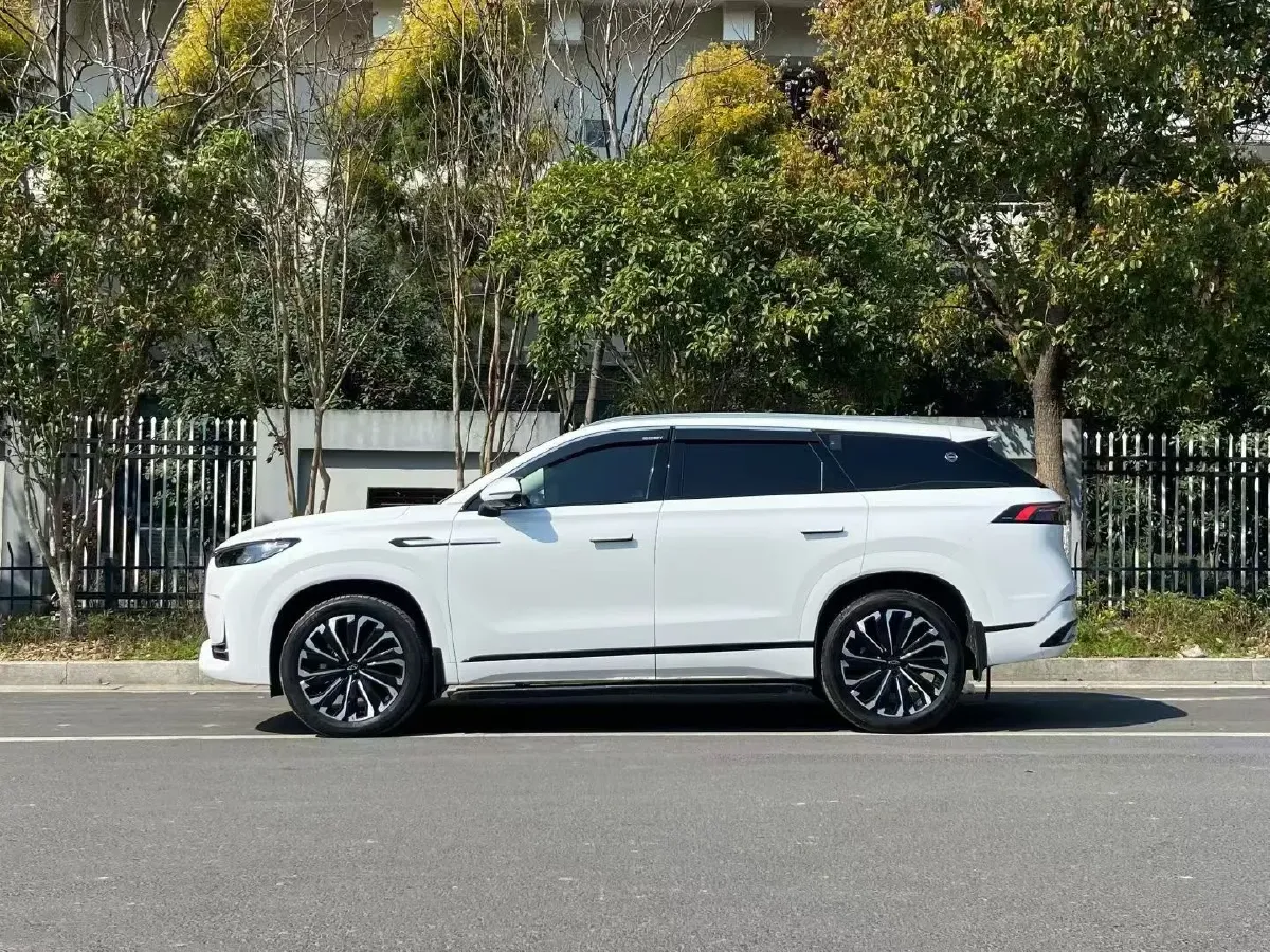 2023 Chery Tiggo 9 2.0T 261HP L4 8AT,autocango,china used car exporter,china ev exporter,chinese used car exporter,chinese used ev exporter