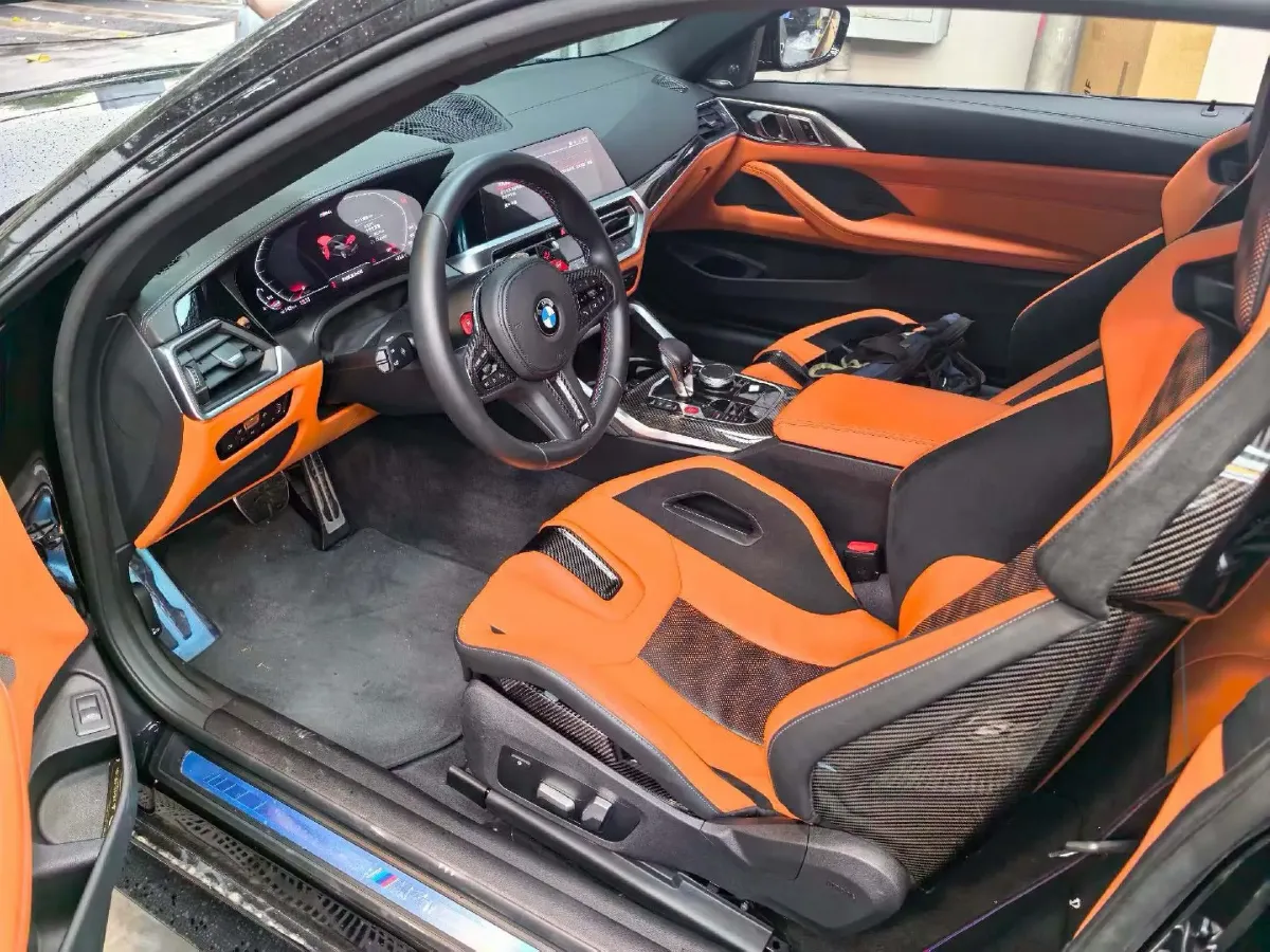 2021 BMW M4 3.0T 510HP L6 8AT,autocango,china used car exporter,china ev exporter,chinese used car exporter,chinese used ev exporter