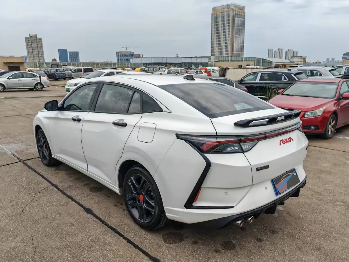 2021 DongFeng Aeolus YiXuan 1.5T 150HP L4 6DCT,autocango,china used car exporter,china ev exporter,chinese used car exporter,chinese used ev exporter