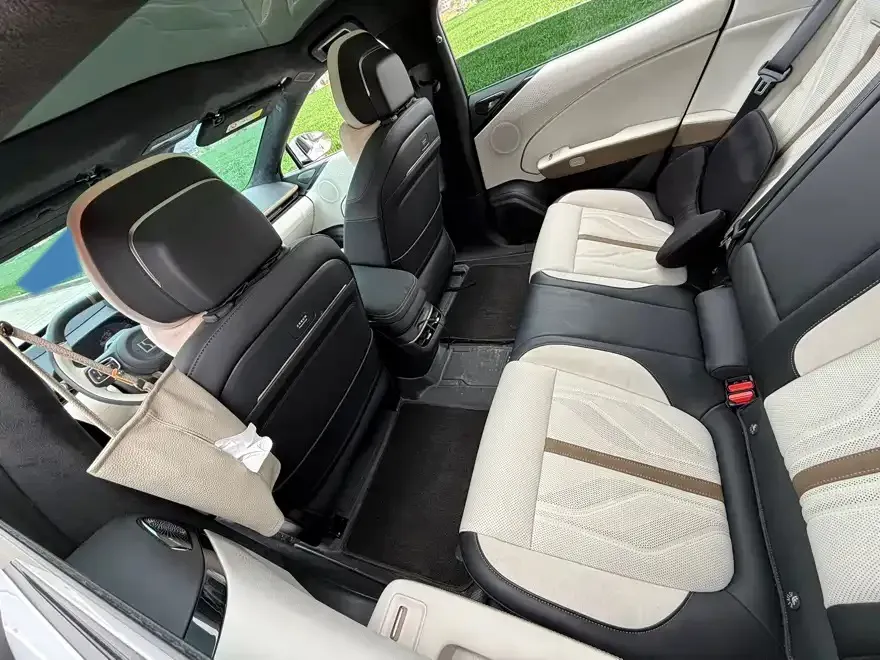 2025 Zeekr 007GT BEV 100.01KWH,autocango,china used car exporter,china ev exporter,chinese used car exporter,chinese used ev exporter