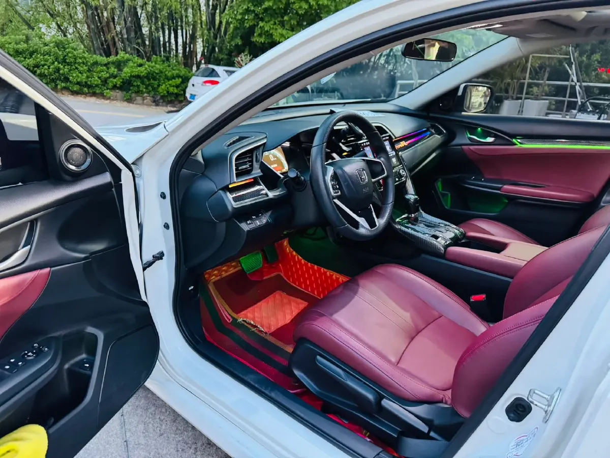 2019 Honda Civic 1.5T 177HP L4 CVT,autocango,china used car exporter,china ev exporter,chinese used car exporter,chinese used ev exporter