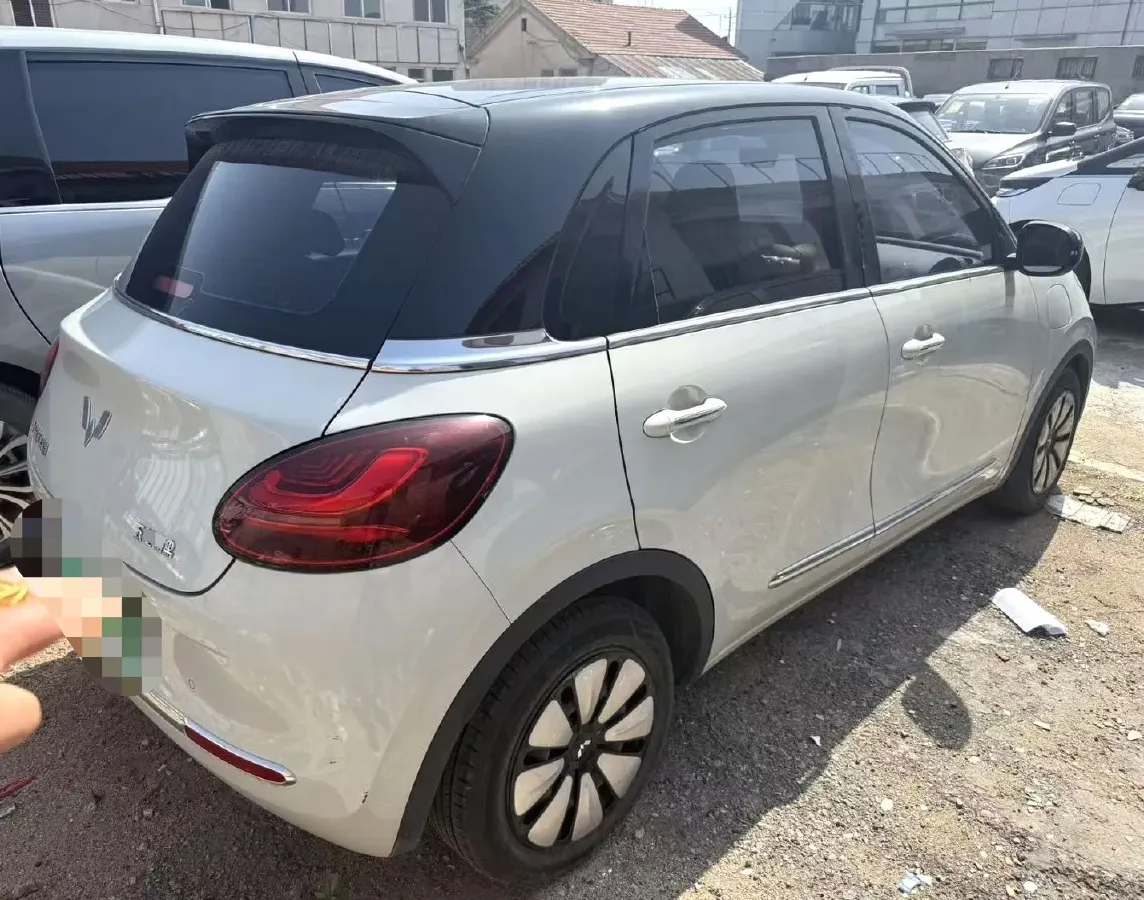 2023 WuLing BinGuo BEV 31.9KWH,autocango,china used car exporter,china ev exporter,chinese used car exporter,chinese used ev exporter