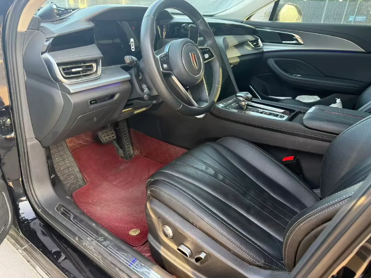 2024 HongQi H5 2.0T 224HP L4 8AT,autocango,china used car exporter,china ev exporter,chinese used car exporter,chinese used ev exporter