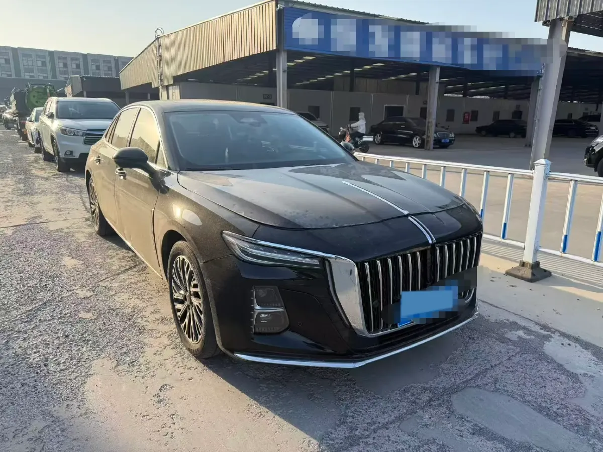 2024 HongQi H5 2.0T 224HP L4 8AT,autocango,china used car exporter,china ev exporter,chinese used car exporter,chinese used ev exporter