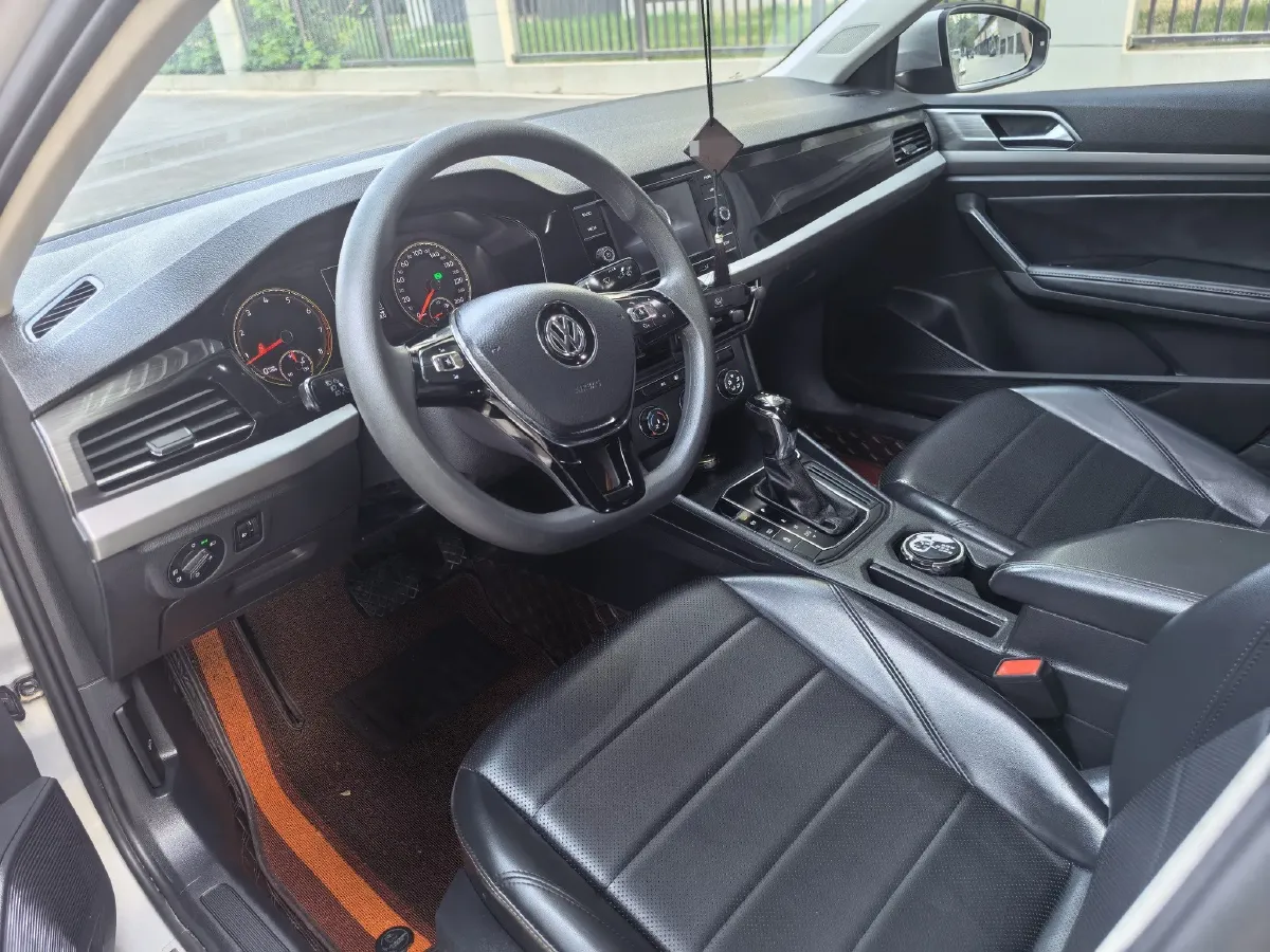 2019 Volkswagen Lavida 1.5L 113HP L4 6AT,autocango,china used car exporter,china ev exporter,chinese used car exporter,chinese used ev exporter