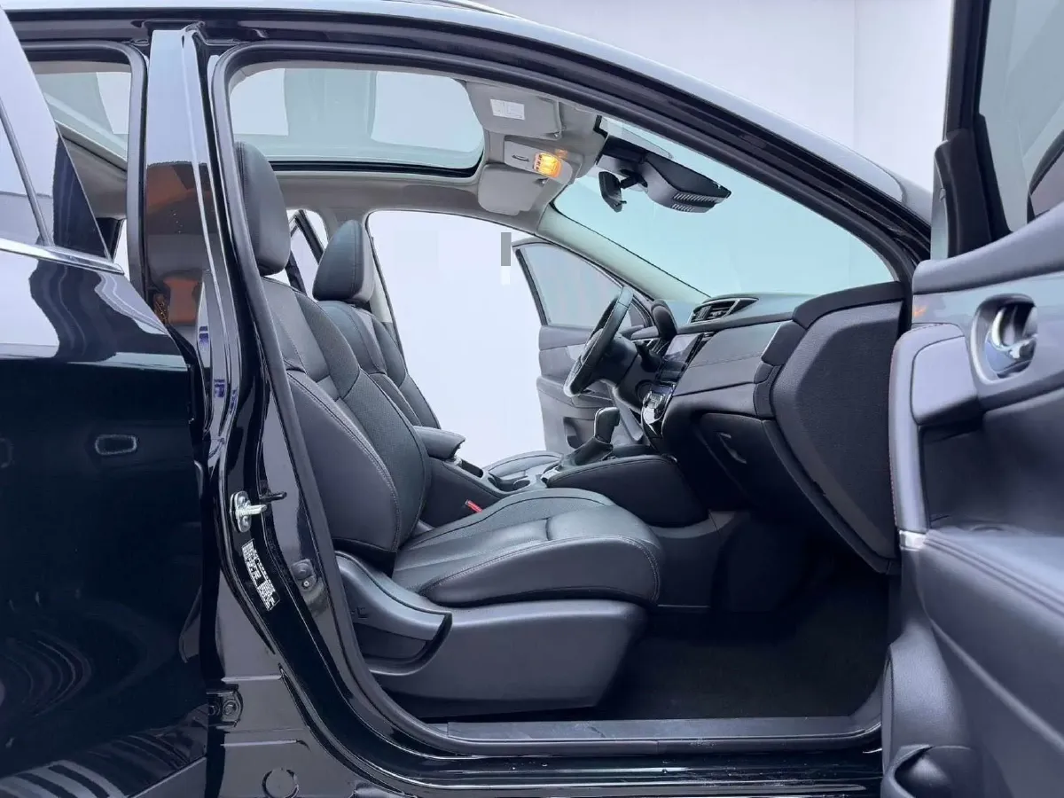 2021 Nissan Qashqai 2.0L 151HP L4 CVT,autocango,china used car exporter,china ev exporter,chinese used car exporter,chinese used ev exporter