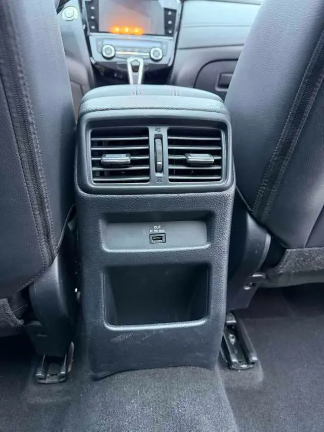 2021 Nissan Qashqai 2.0L 151HP L4 CVT,autocango,china used car exporter,china ev exporter,chinese used car exporter,chinese used ev exporter